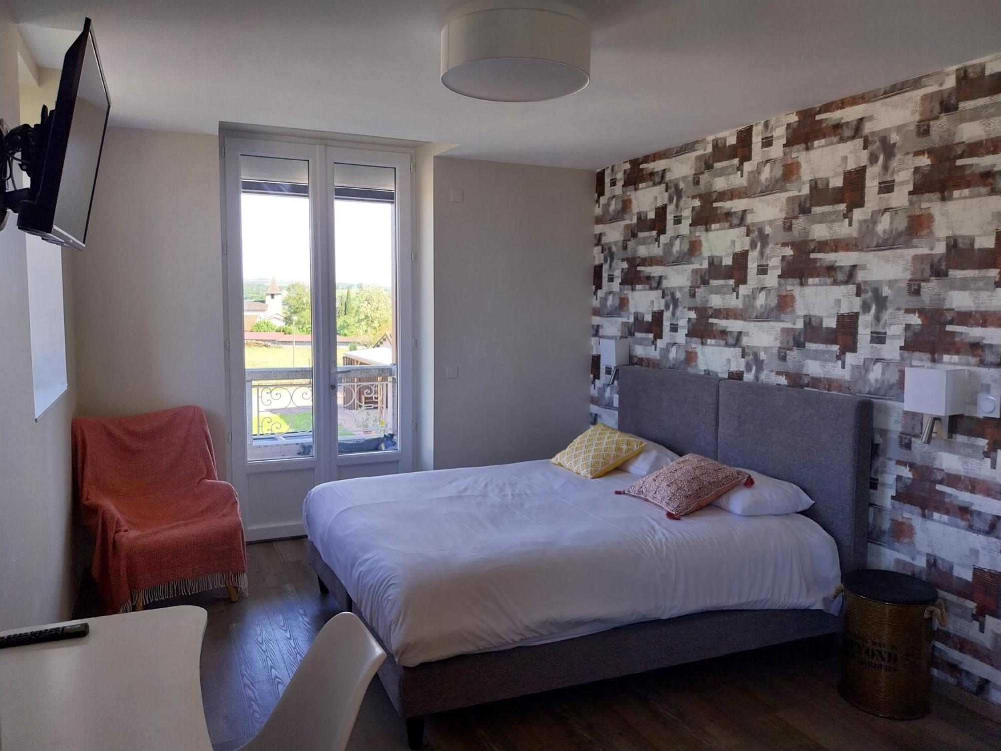 Logis Hotel Restaurant Cruzel Maurs ภายนอก รูปภาพ